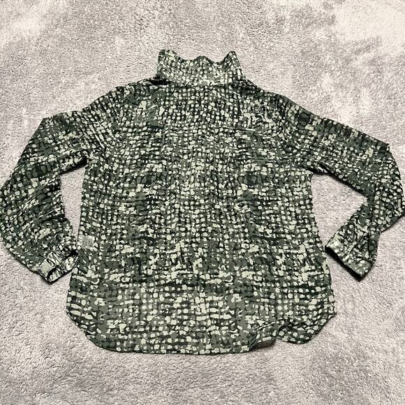 CAbi Shirt Womens Small Semi Sheer Twist Front Blouse 4339 long Sleeve - Picture 3 of 7